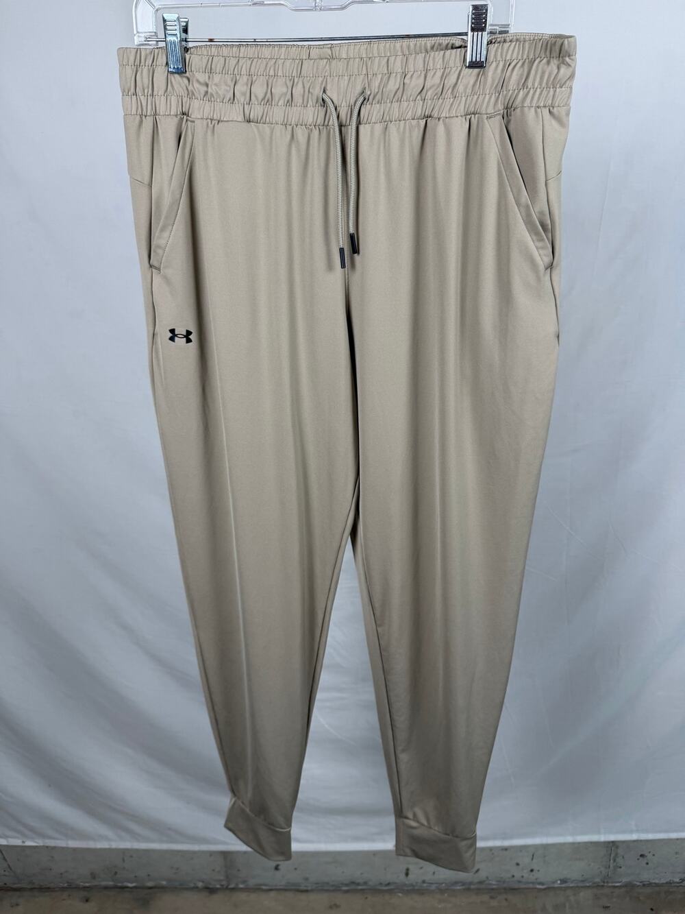 Under Armour Khaki Tan Athletic Jogger Pants Drawstring Size Large L 26" Inseam